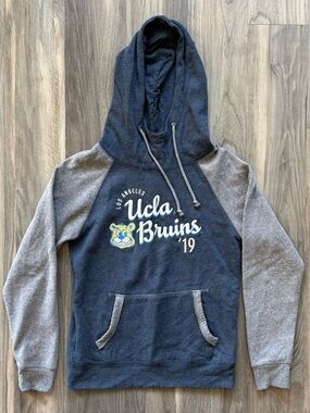 UCLA Bruins Hoodie Size S